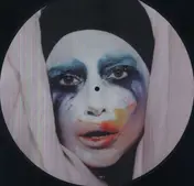 Lady Gaga - Applause