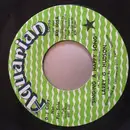 7inch Vinyl Single - Larry G. Hudson - Singing A Happy Song / Legend In My Time