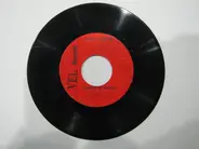 Lavon Lambeth - Looking At Myself / Talking To Her