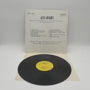 LP - Lena Hughes - Queen Of The Guitar Pickers And Her Flat Top Guitar
