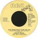 7inch Vinyl Single - Leslie Pearl - The One Who Turns Me On