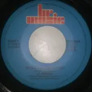 7inch Vinyl Single - Lieutenant Pigeon - Mouldy Old Dough / Desperate Dan