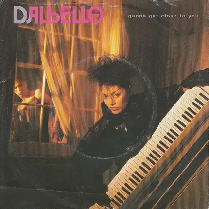 Lisa Dal Bello - Gonna Get Close To You