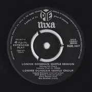 7inch Vinyl Single - Lonnie Donegan's Skiffle Group - Skiffle Session - 3 Prong Pushout Centre