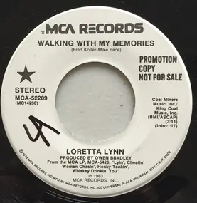 Loretta Lynn - Walking With My Memories