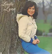 Loretta Lynn - Lookin' Good