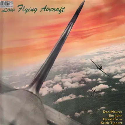Low Flying Aircraft - Low Flying Aircraft