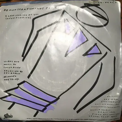 Lloyd Allen - I Keep Looking At You (Keep Pumping)