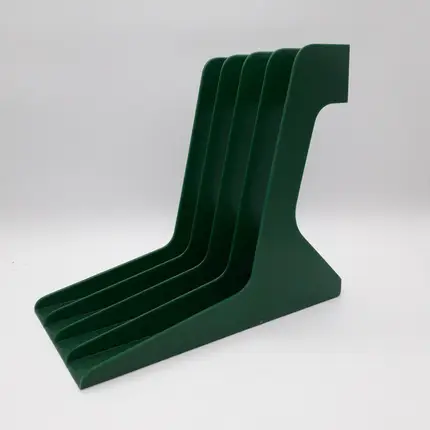 LP-Winkel, 70er Jahre - in grün, geschwungene Form, für ca. 30 LPs