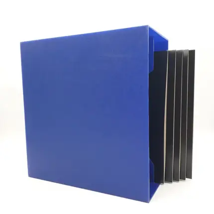 LP-Box 70er Jahre - in hellblau, für ca. 40 LPs