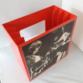 LP-Box 70er Jahre - in rot, für ca. 40 LPs mit quadratischem Mittelloch