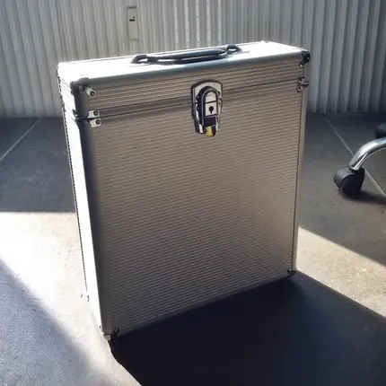LP Case - in silber, für ca. 30 LPs