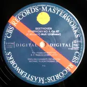 LP - Ludwig van Beethoven = Michael Tilson Thomas & English Chamber Orchestra - Beethoven: Symphony No. 5 • Egmont Overture