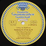 LP - Beethoven - Berliner Philharmoniker · Karajan - Symphonie Nr. 8 / Ouvertüren: »Fidelio« · »Leonore III« · »Coriolan« - tulip rim