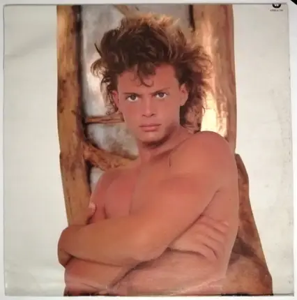 Luis Miguel - Busca Una Mujer