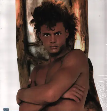 Luis Miguel - Busca Una Mujer