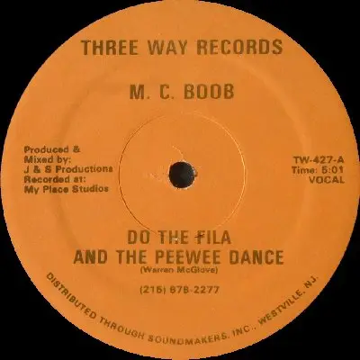 M.C. Boob, MC Boob - do the fila and the peewee dance