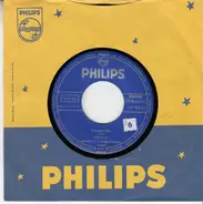 Malando And His Tango Orchestra - Campanillas / Porque