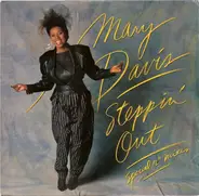 Mary Davis - Steppin' Out (Special 12' Mixes)