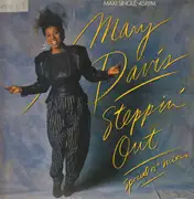 12inch Vinyl Single - Mary Davis - Steppin' Out