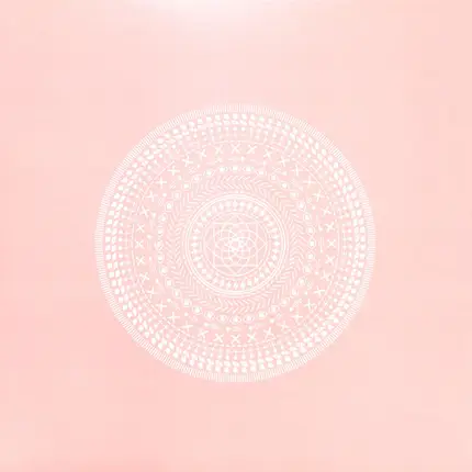 Mara Lakour - Fantasy In Space