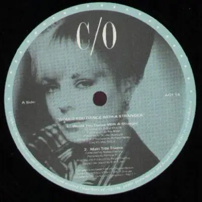 Mari Wilson - Would You Dance With A Stranger