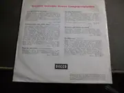 7inch Vinyl Single - Maria Hellwig / Die Starlets - A Bayrisches Dirndl / Ein Lied Erklingt, Es Heißt 'Amore'
