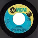 7'' - Marie Osmond - Paper Roses / Least Of All You