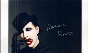 Marilyn Manson - Marilyn Manson signed photo
