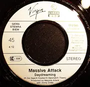 7inch Vinyl Single - Massive Attack - Daydreaming - Silver Injection Labels
