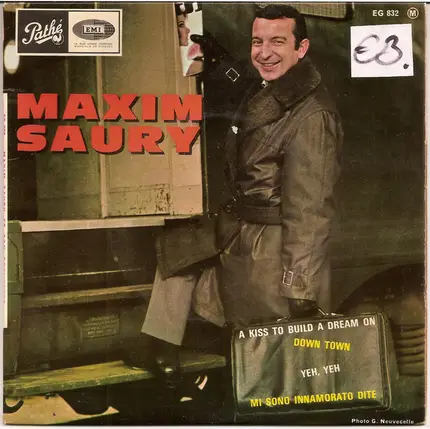 Maxim Saury - A Kiss To Build A Dream On