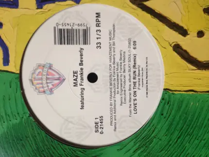 Maze Featuring Frankie Beverly - Love's On The Run