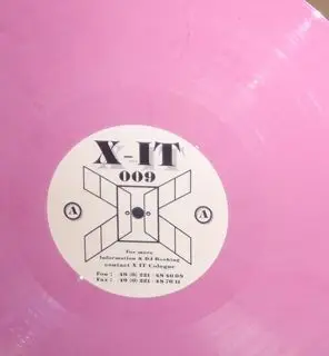 Me & Mr. Jones - Keep On - Be Strong