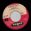 7inch Vinyl Single - Michael Ande - Es Gibt Sicher Eine Tür / Nimm Meine Hände