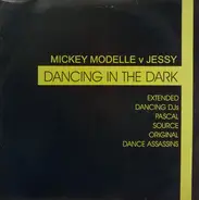 Micky Modelle V Jessy - Dancing In The Dark
