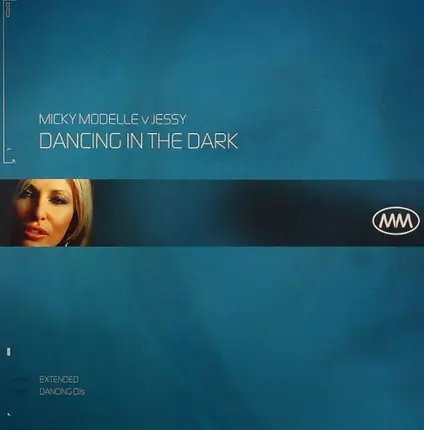 Micky Modelle V Jessy - Dancing In The Dark