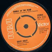 7'' - Middle Of The Road - Soley Soley - Knock-Out Centre