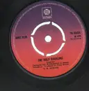 7inch Vinyl Single - Mike Reid - The Ugly Duckling - 4-Prong Knockout Centre