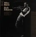 LP - Miles Davis - (A Tribute To) Jack Johnson (Original Soundtrack Recording) - Stickered labels