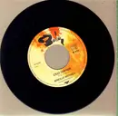 7inch Vinyl Single - Mireille Mathieu - C'est Ton Nom / Mon Crédo - No cover