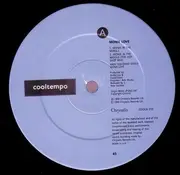 12'' - Monie Love - Monie In The Middle