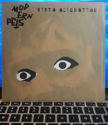Modern Pets - VISTA ALIENATION