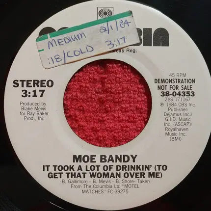 Moe Bandy - It Took A Lot Of Drinkin' (To Get That Woman Over Me)