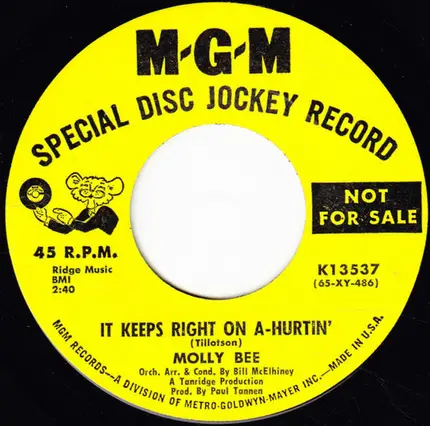 Molly Bee - How's The World Treating You / It Keeps Right On A-Hurtin'