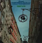 Mozart / M. Haydn / Mitglieder Des Wiener Oktetts - Divertimento No. 15 In B Flat, K. 287 / Divertimento In G