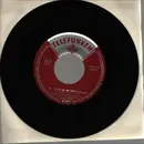 7inch Vinyl Single - Musikkorps Der Schutzpolizei Berlin Dirigent: Heinz Winkel - Ach, Jo, Jo, Josef / Am 30. Mai Ist Der Weltuntergang