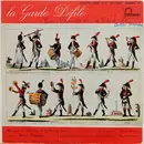 10'' - Musique Des Gardiens De La Paix , Direction Désiré Dondeyne - La Garde Défile N° 1