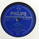 Schellack - Nana Gualdi , Willy Berking Und Sein Orchester - 'Merci' / Jonny, Wenn Du Geburtstag Hast