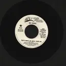 7inch Vinyl Single - Neil Sedaka - That's When The Music Takes Me / Standing On The Inside - Promo