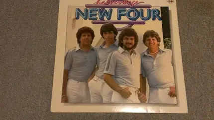 New Four - Halverwege